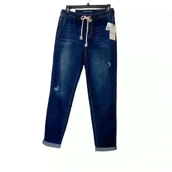 WallFlower Tomboy Jogger Denim,Mid-Rise Insta-Stretch,Juniors Jeans size 3 - Picture 1 of 7